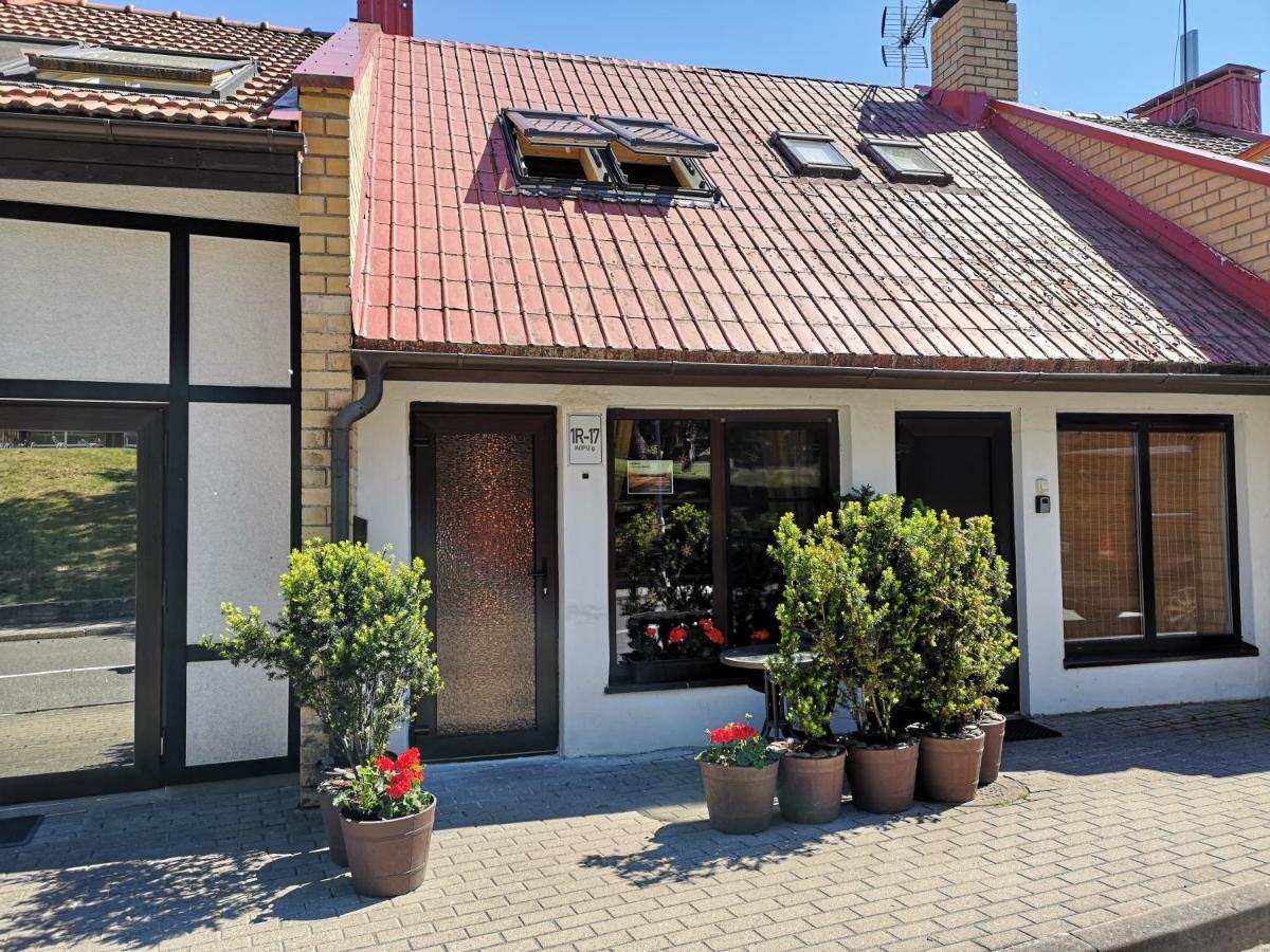 Апартаменты Mini Kotedzas Vakaris Нида Экстерьер фото